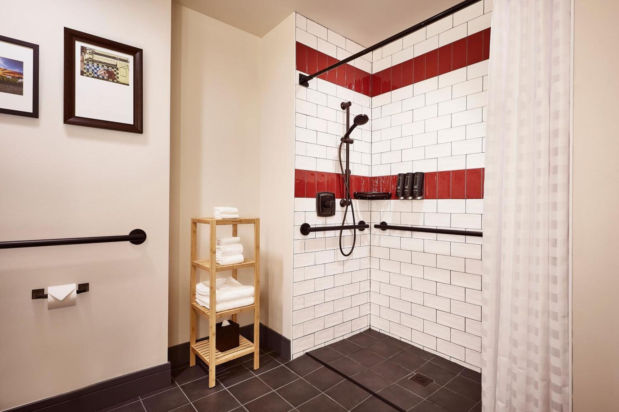 The Scarlet, Lincoln, A Tribute Portfolio Hotel Екстериор снимка